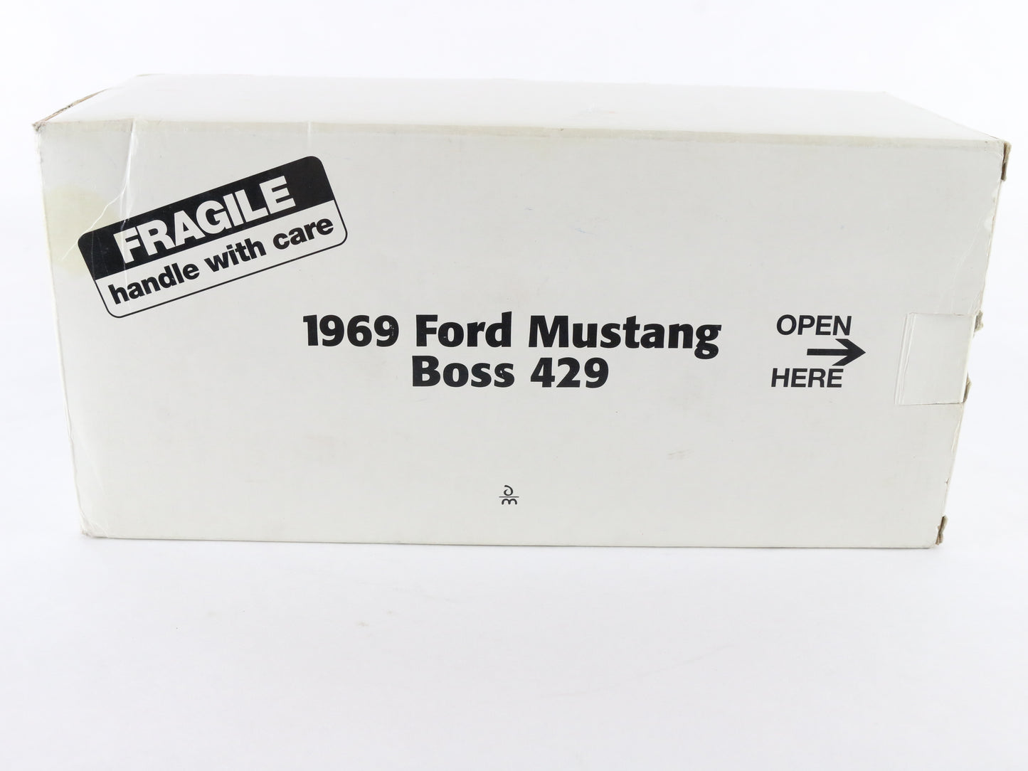 1969 Ford Mustang Boss 429 Raven Black Fastback Danbury Mint 1:24 Diecast Model