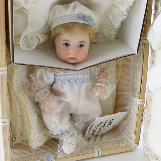 Buds Layette Beloved Babies Maree Massey Richard Simmons 5.75" Porcelain 255