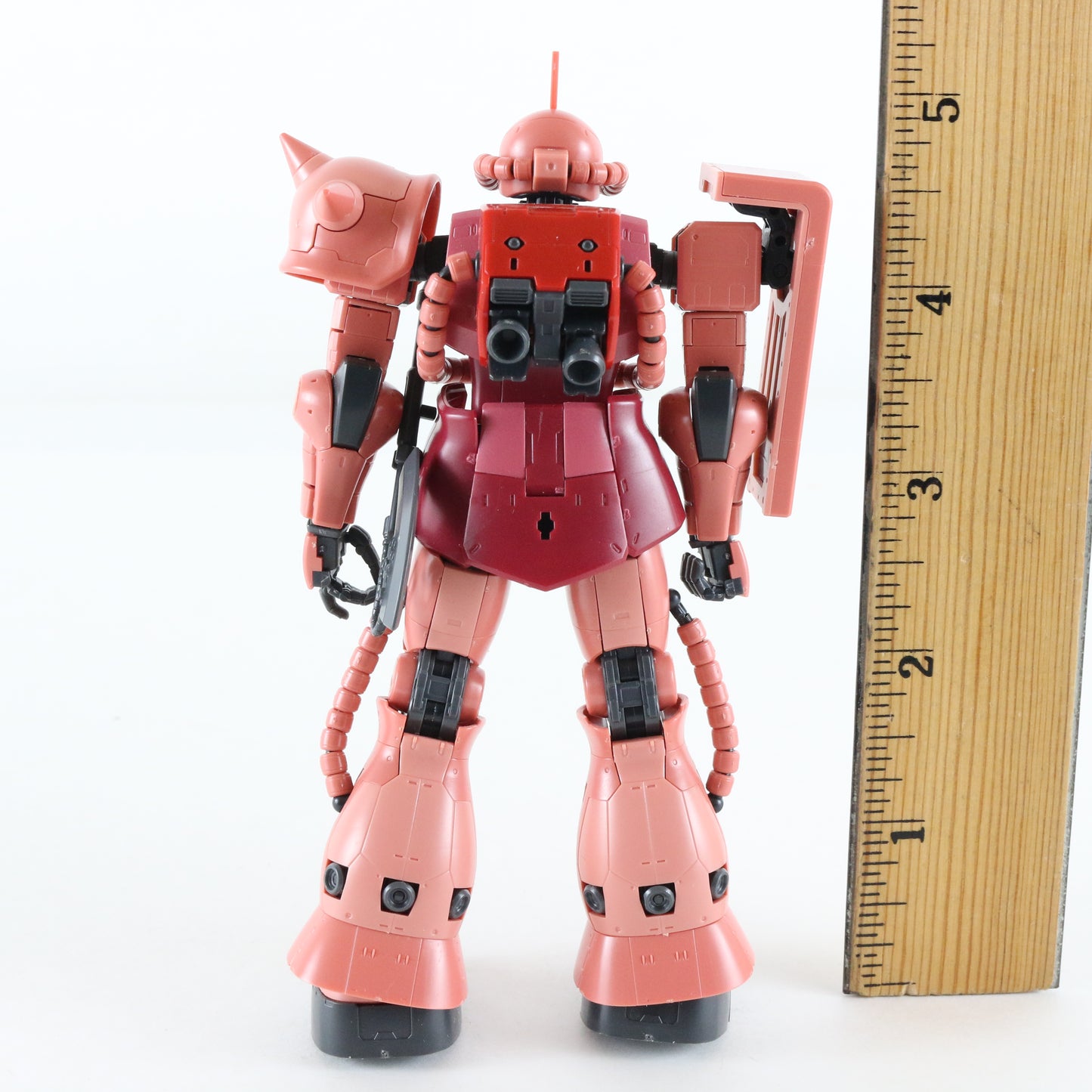 Gundam Ms-06s RG Chars Zaku II Bandai 1/144 Built Mobile Suit Model Figure