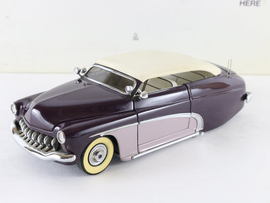 1950 Mercury Custom Purple White Danbury Mint 1:24 Diecast Car