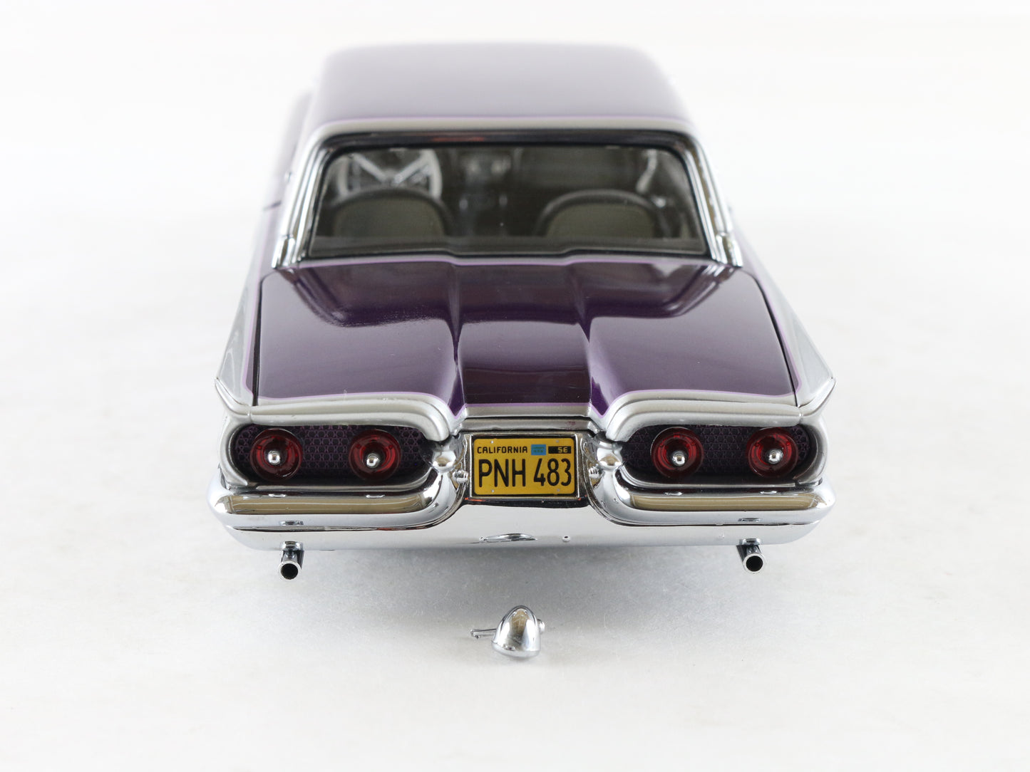 1958 Ford Thunderbird Watson Custom Purple Danbury Mint 1:24 Model Car