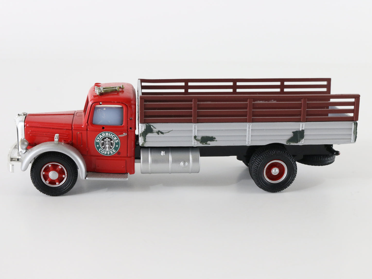 1940s Mack LJ 2003 Starbucks Coffee Holiday Delivery Truck Corgi 1:50