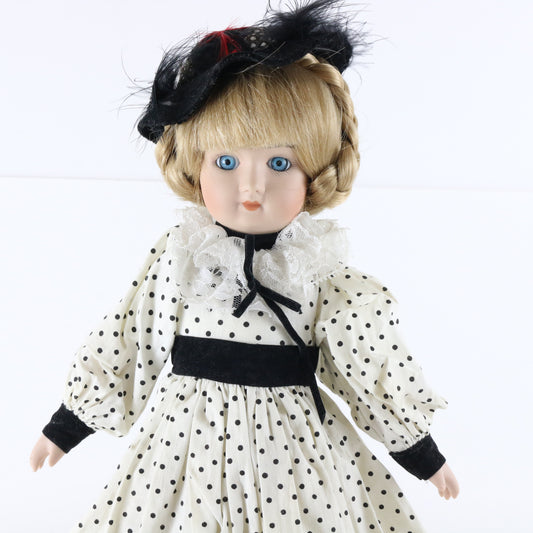 Greta Marian Yu 16" Porcelain Doll W/ Clothes & Hat 825/6000