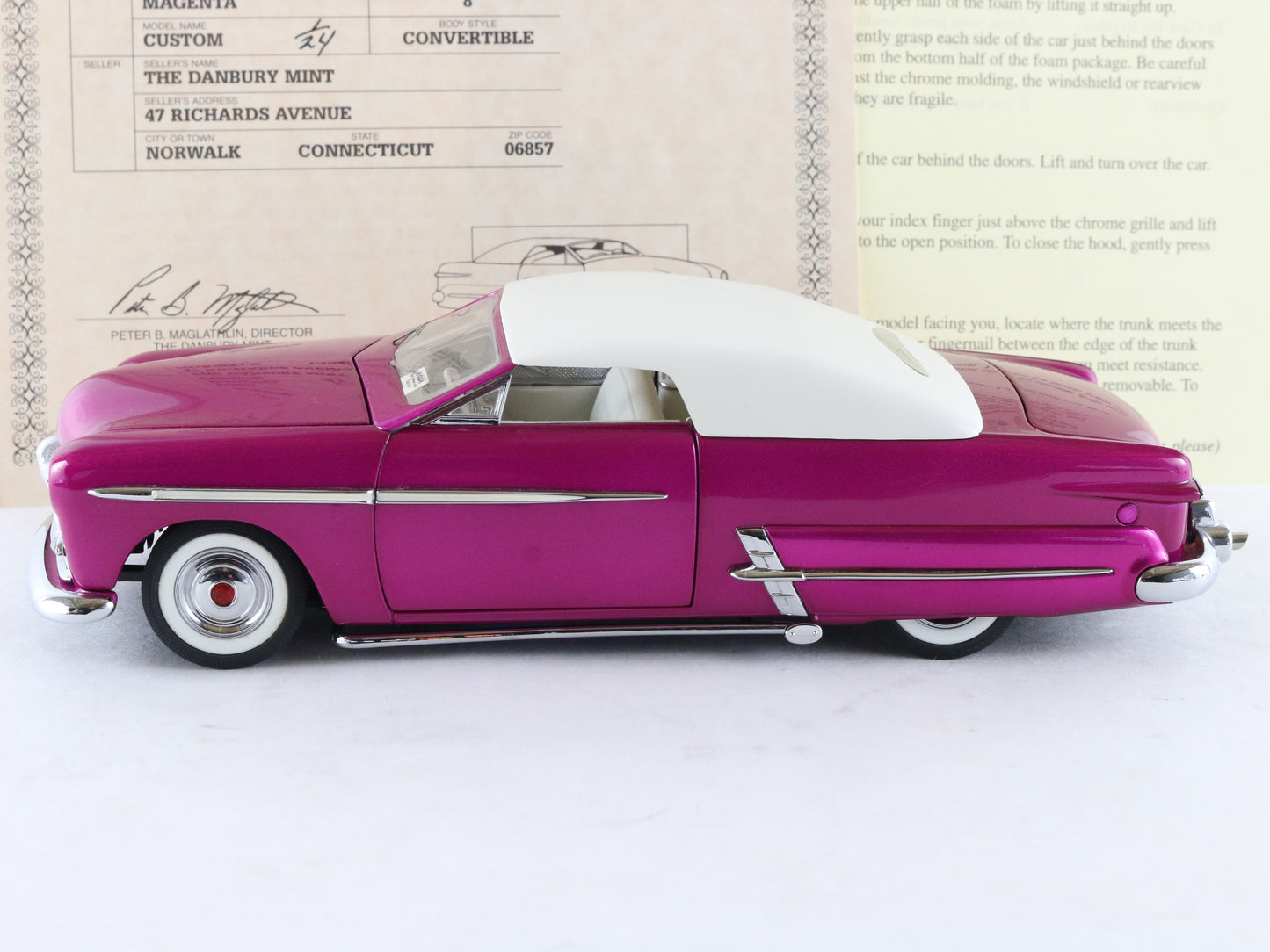 1949 Ford Custom Lead Sled Magenta White Roof Danbury Mint 1:24 Model Car
