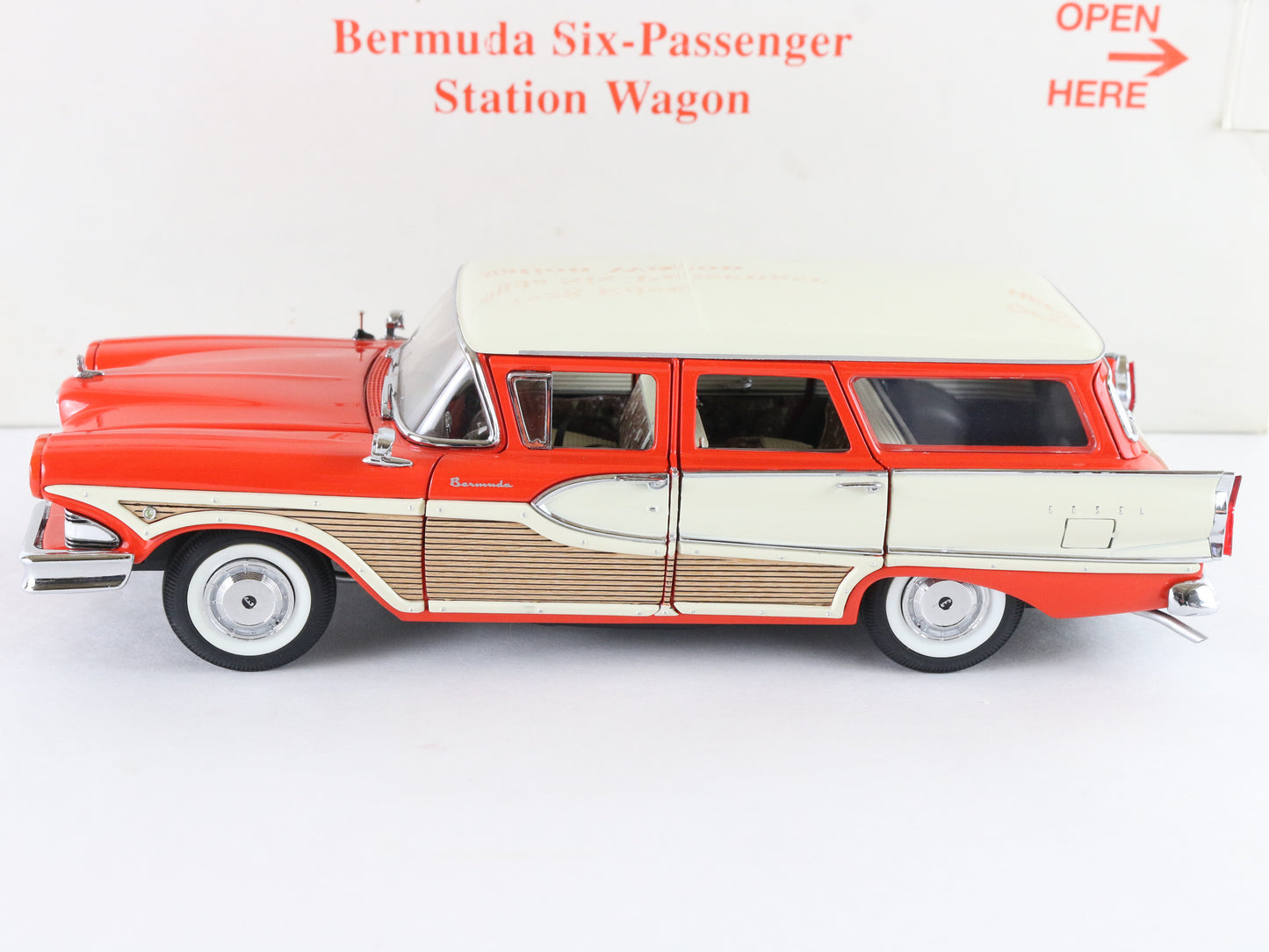 1958 Edsel Bermuda Six Passenger Station Wagon Orange White Danbury 1:24 Diecast