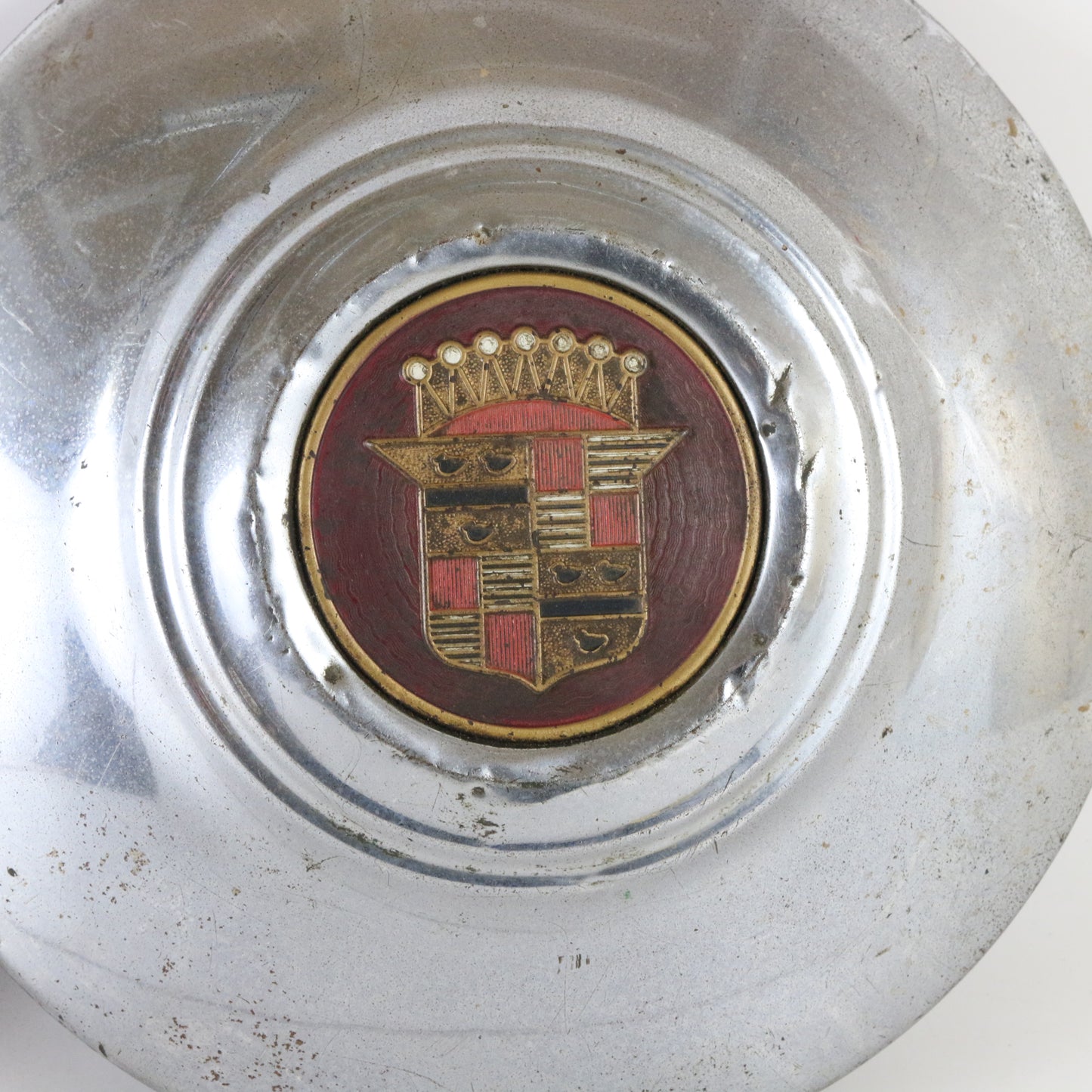 Lot Of 2 Vintage 1947-48 Cadillac Metal Dog Dish Metal Wheel Hubcaps 10"