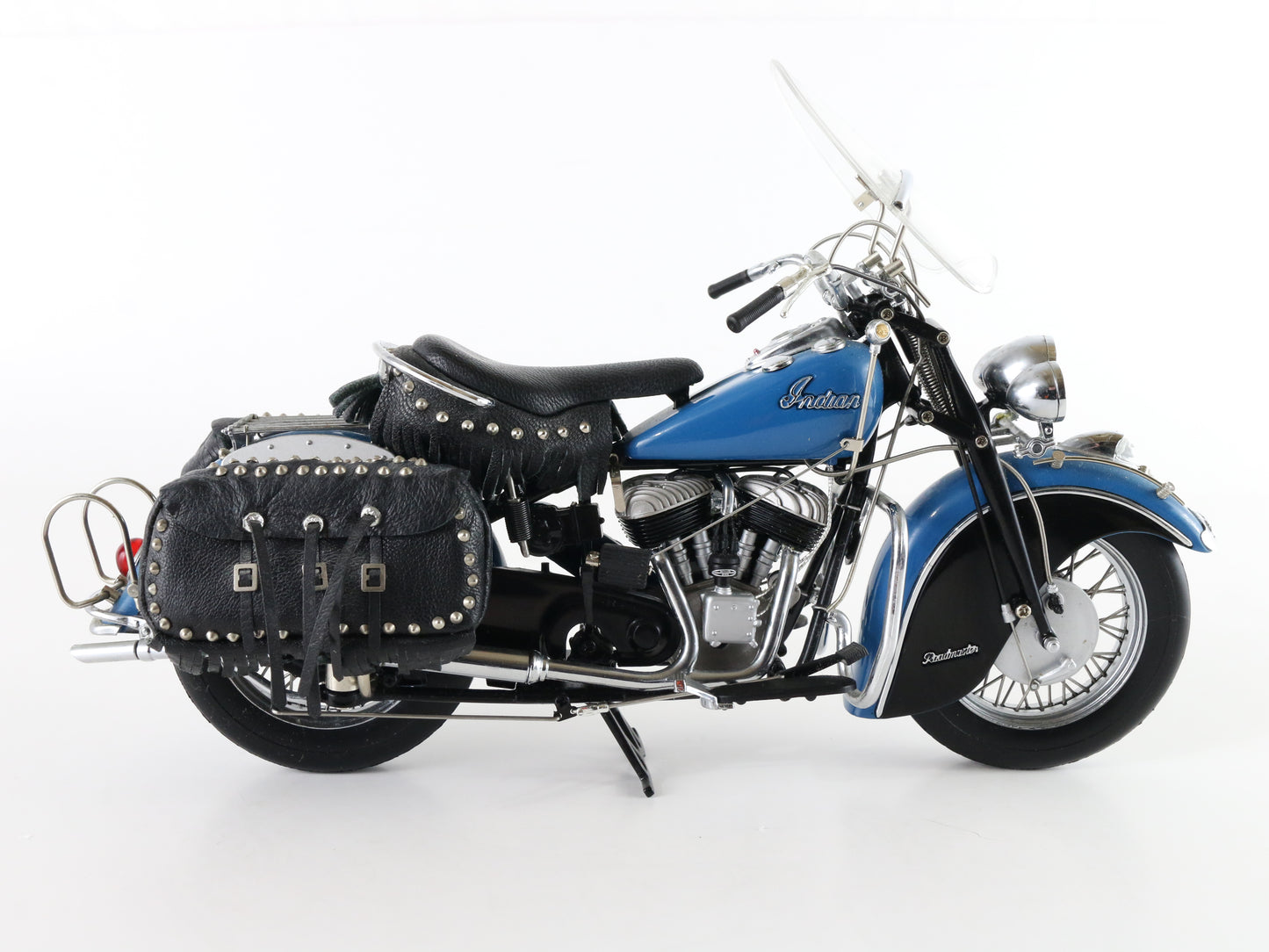 1948 Indian Chief Roadmaster Black & Blue Danbury Mint 1:10 Model Motorcycle