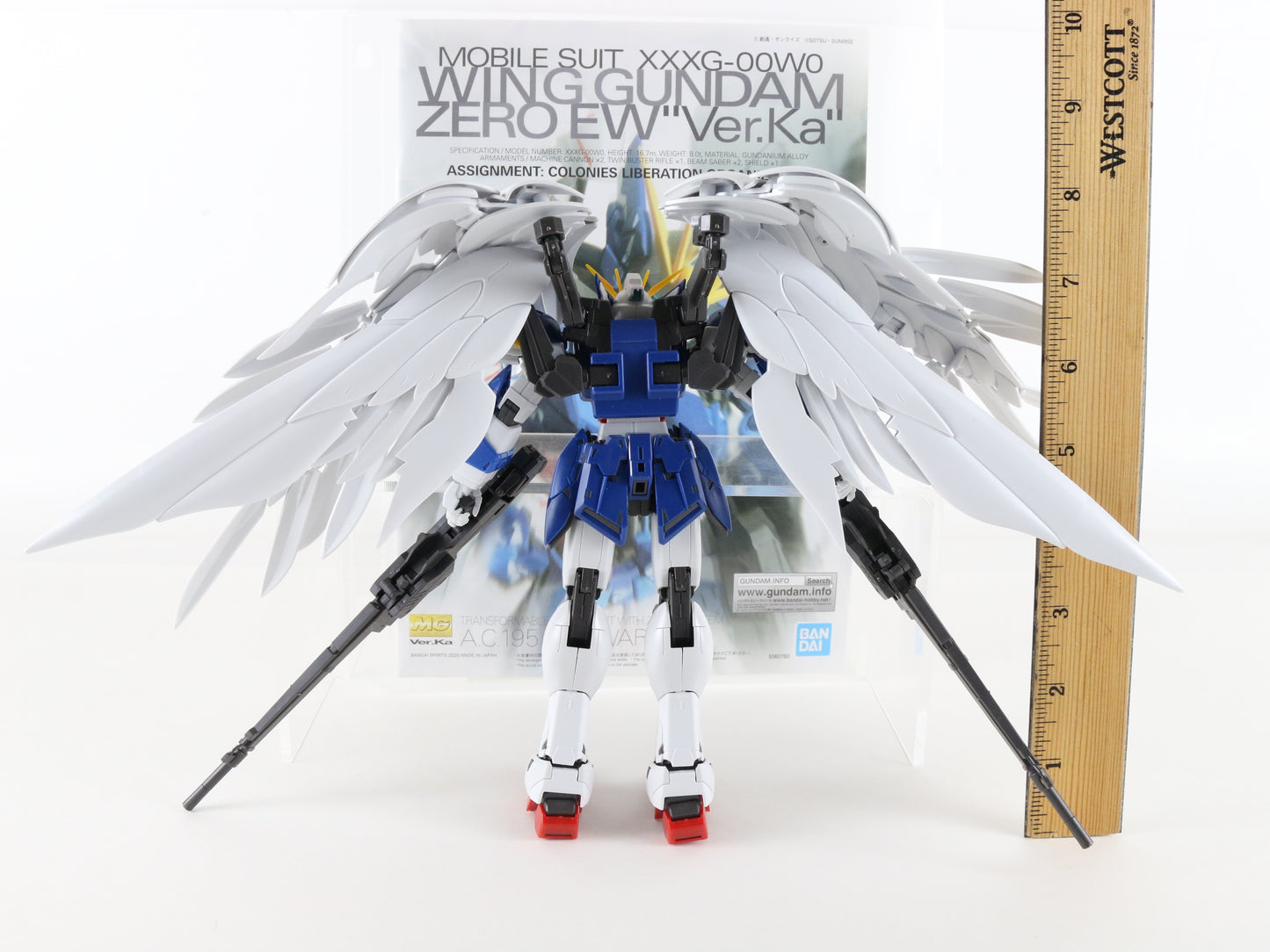 Gundam XXXG-00w0 Wing Zero EW KA Mobile Suit Model 1:100 W/ Instruction Decals