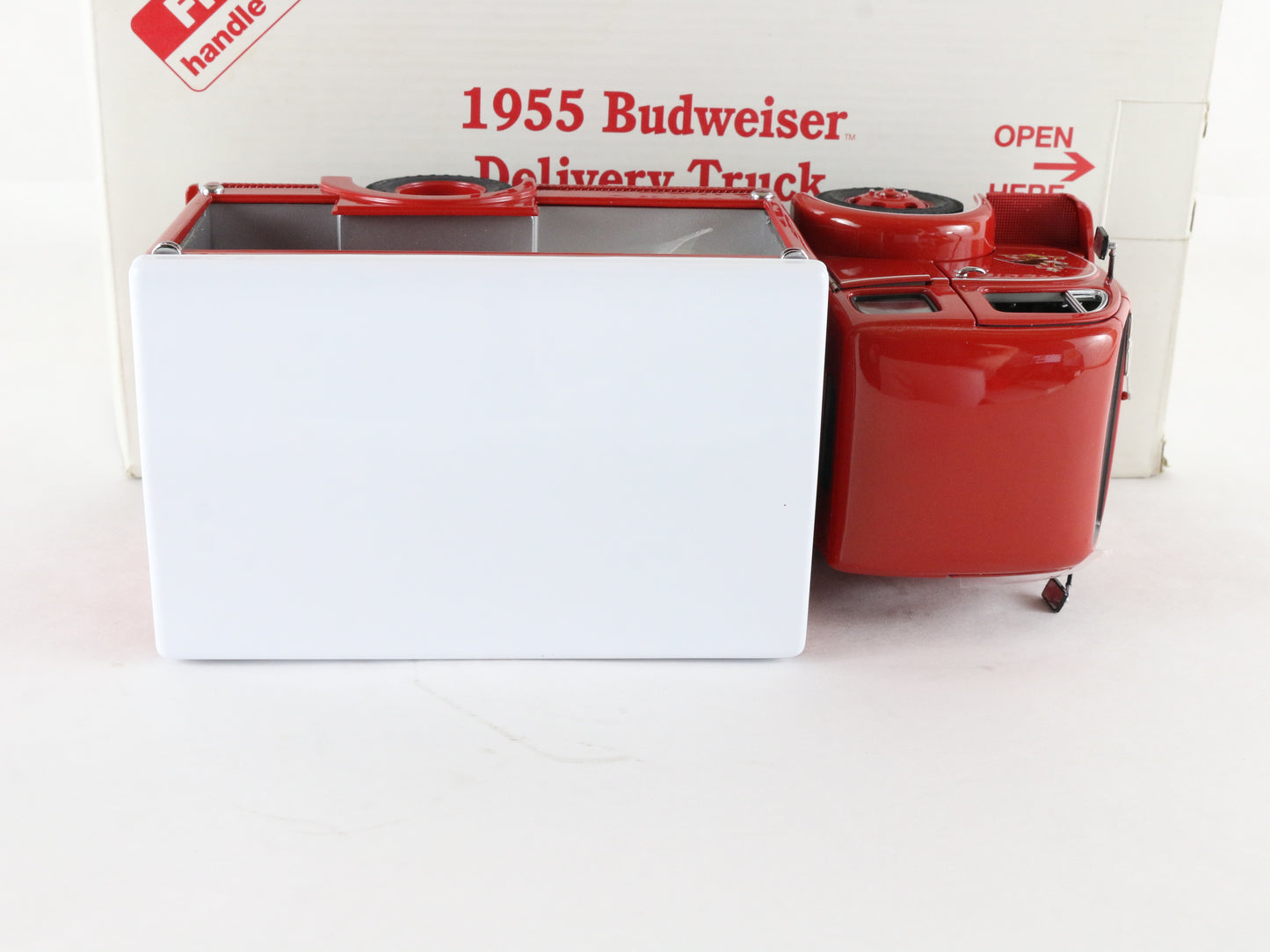 1955 White 3014WLB Budweiser Delivery Truck Red White Danbury Mint 1:24 Diecast