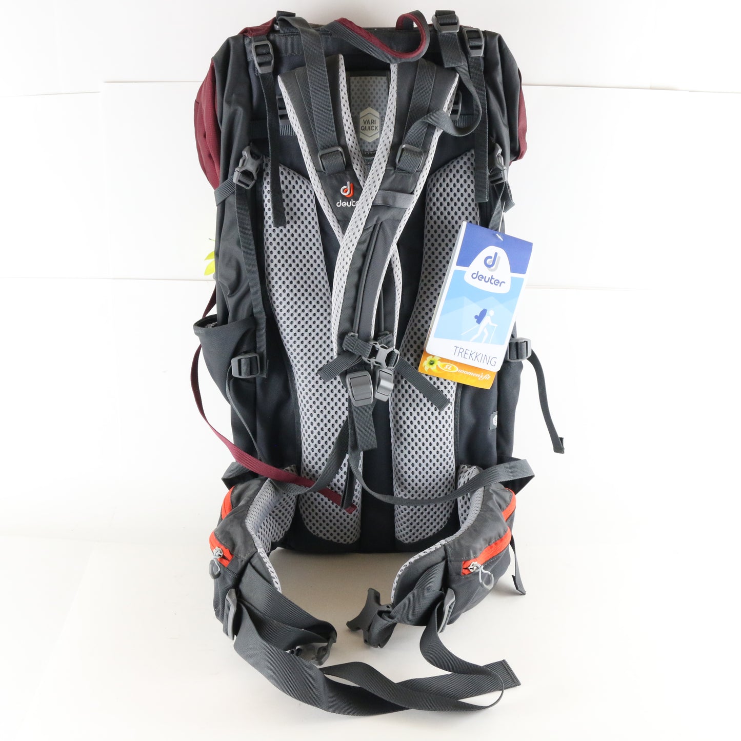 Deuter Air Contact Lite 60+10 SL Womens Maroon Graphite Trek Hiking Backpack
