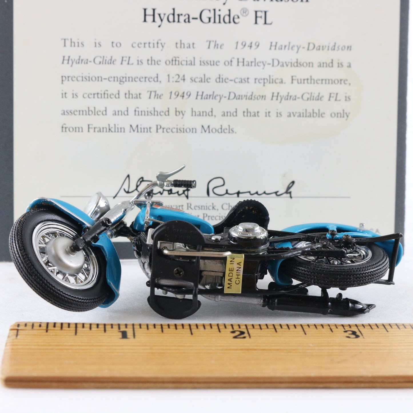 1949 Harley Davidson Hydra-Glide FL Blue Franklin Mint 1:24 Model Motorcycle