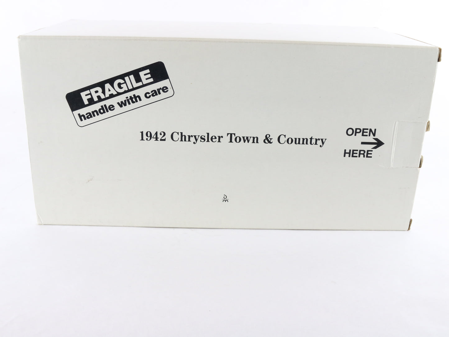 1942 Chrysler Town & Country Black Wood Panel Danbury Mint 1:24 Diecast Model