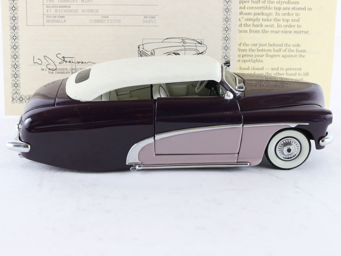 1950 Mercury Custom Convertible Purple Pink Danbury Mint 1:24 Model Car
