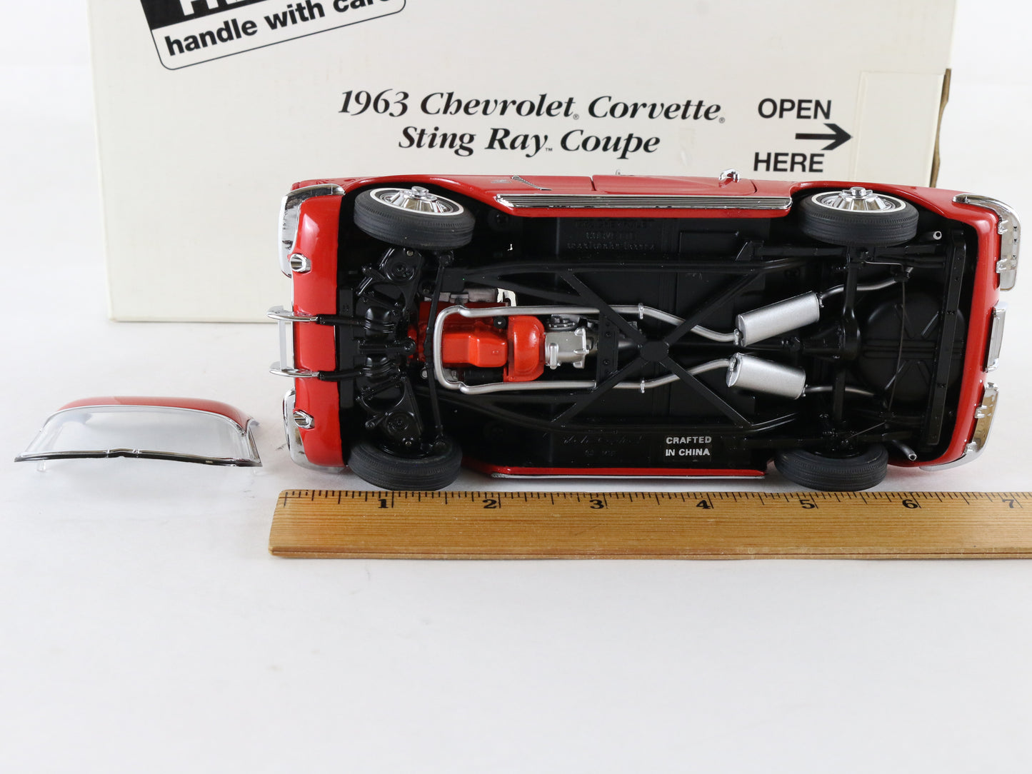 1962 Chevy Corvette Convertible Red Danbury Mint 1:24 Diecast Model Car