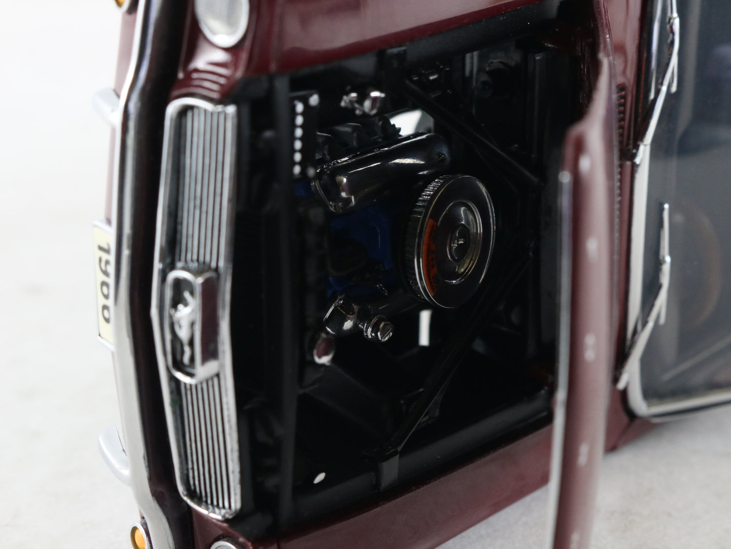 1966 Ford Mustang Hardtop Maroon & Black Danbury Mint 1:24 Model Car