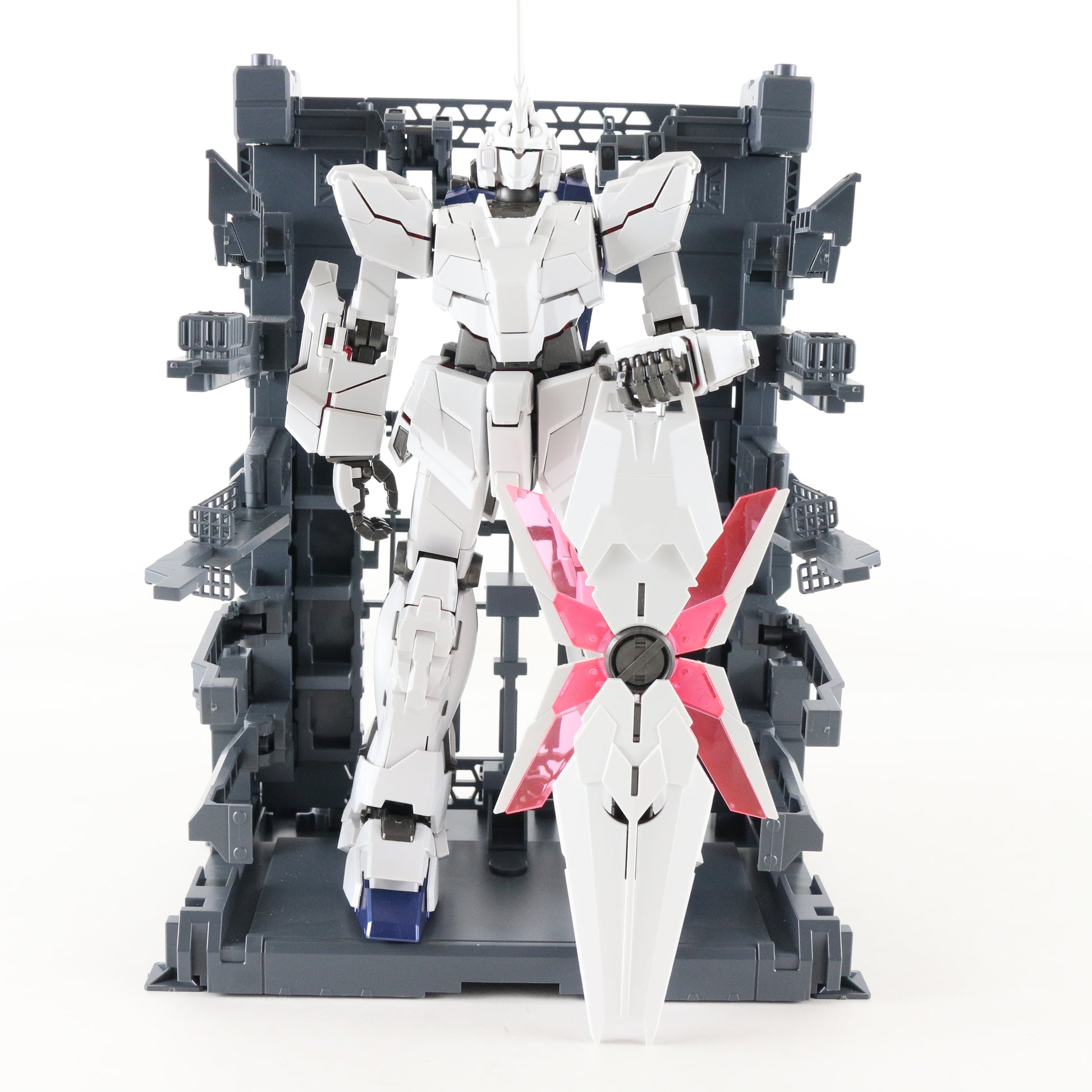 Gundam RX-0 MG Unicorn Mobile Suit Ms Cage Bandai 1:100 Scale Model 