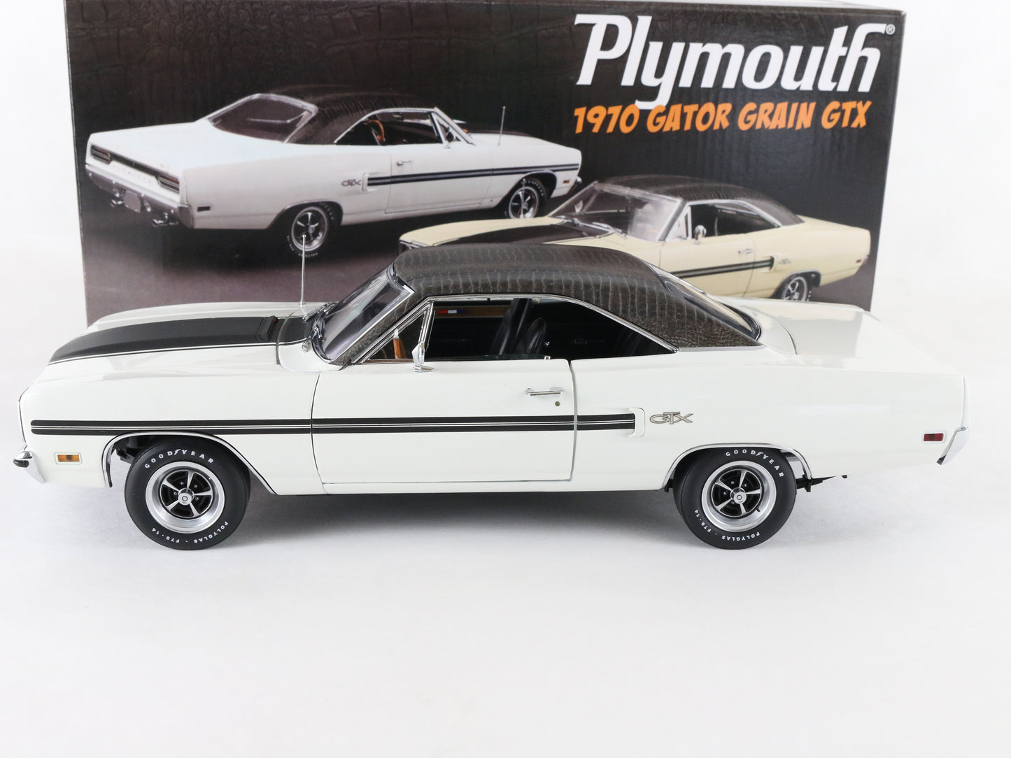 1970 Plymouth Gtx Gator Grain GMP 1:18 Diecast Model G1803121 White Var 1 Of 500