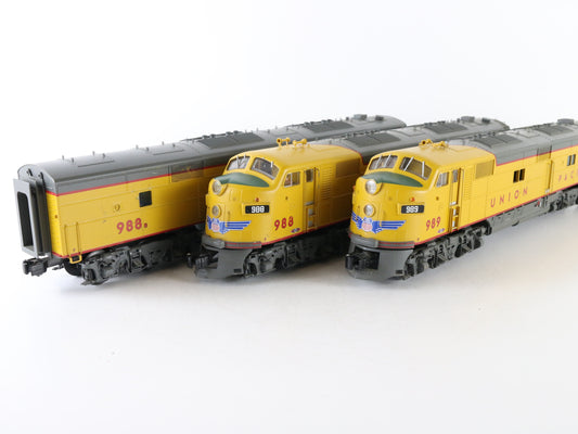 Lot Of 3 Lionel O Union Pacific 988 988b 989 E7 Diesel Locomotives 6-24574 – Set of 3 Lionel O scale Union Pacific E7 diesel locomotives for O gauge train layouts.