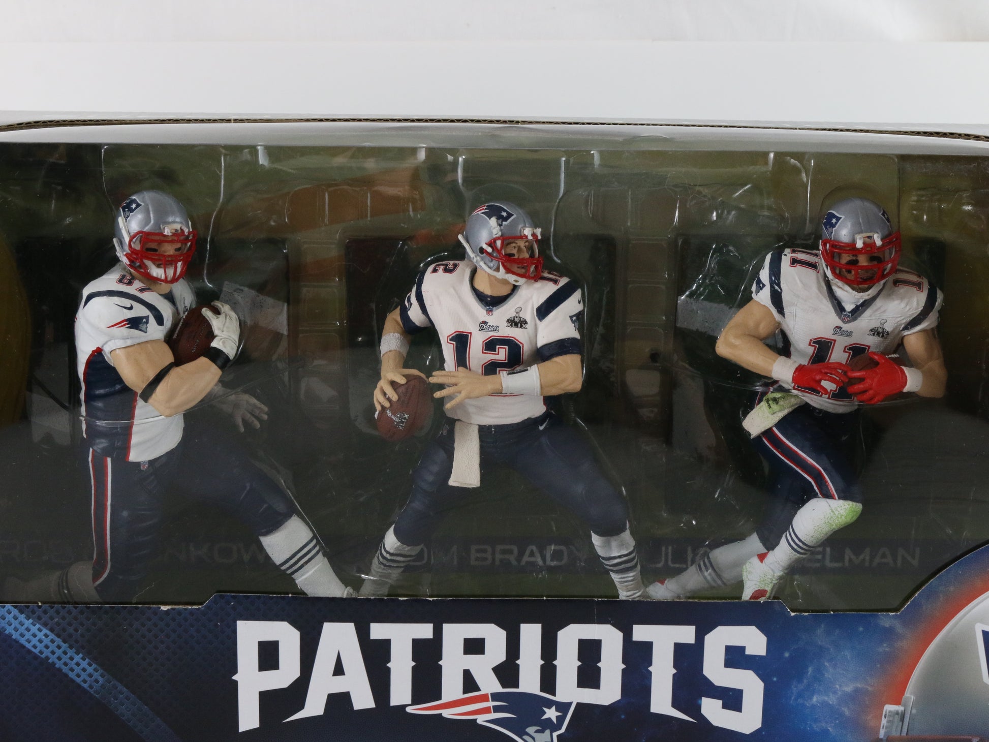 Patriots Super Bowl 49 XLIX Champions NFL Tom Brady Edelman Gronkowski McFarlane figure set