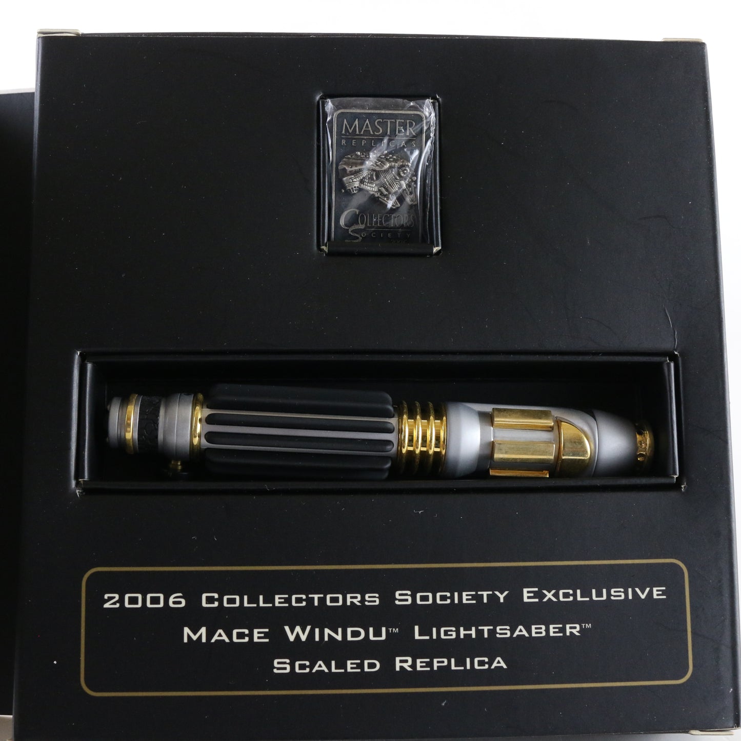 Star Wars Mace Windu .45  2006 Collectors Society Master Replica SW-401