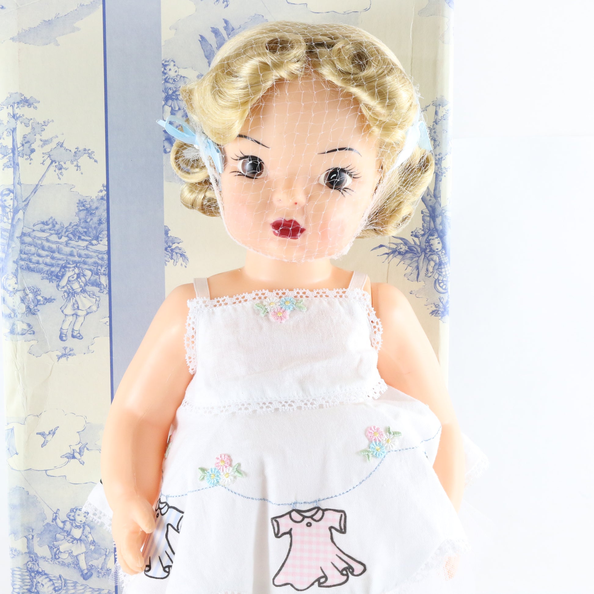 Terri Lee Seven Days A Week 16" Vinyl Doll W/ Accessories 267 320121