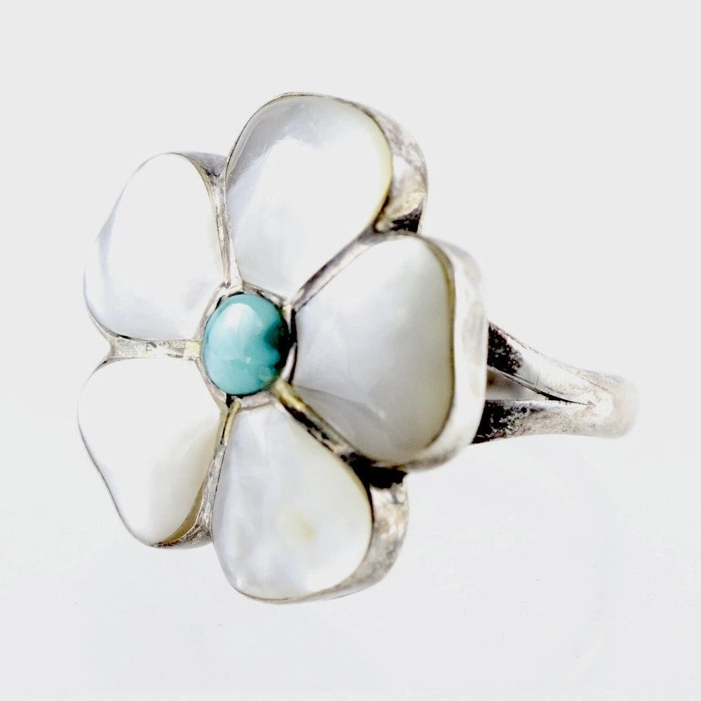 Vintage Zuni Native American Turquoise Mother Of Pearl Silver Ring Size 5