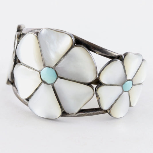 Vintage Zuni Native American Turquoise Mother Or Pearl Flower Silver Bracelet