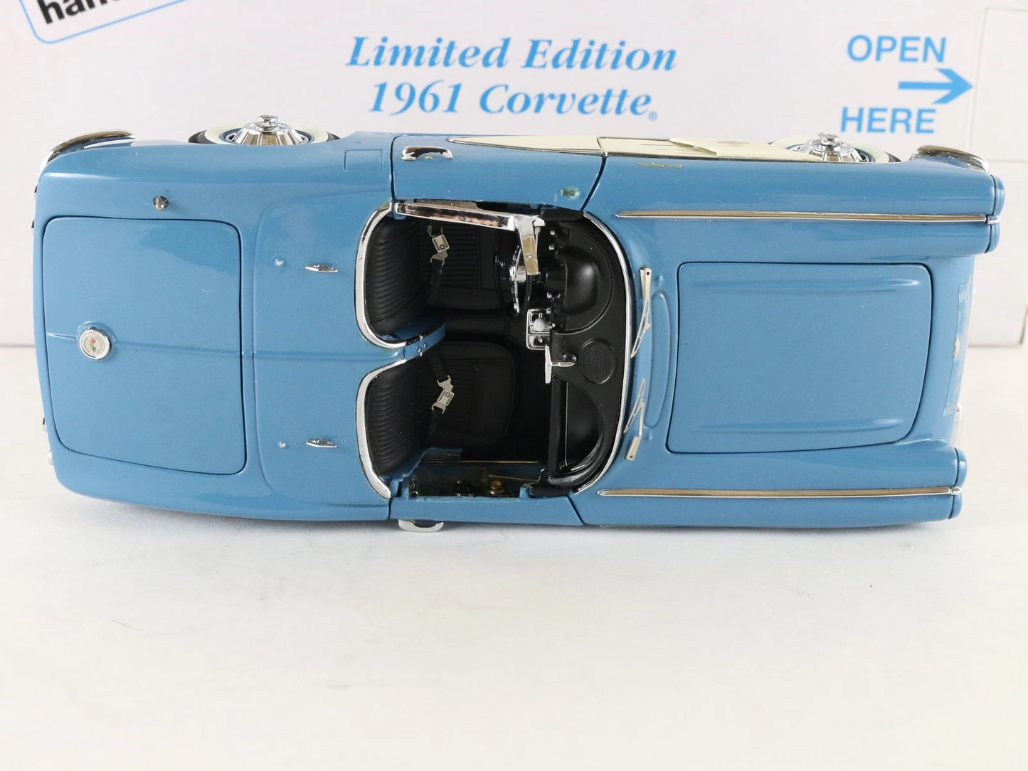 1961 Chevy Corvette Convertible Blue White Limited Danbury Mint 1:24 AS-IS