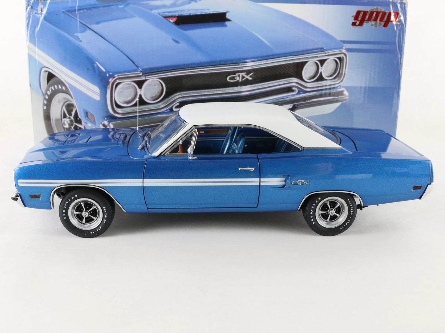1970 Plymouth GTX Blue & White GMP 1:18 Diecast Model Car 1 Of 996 G1803107