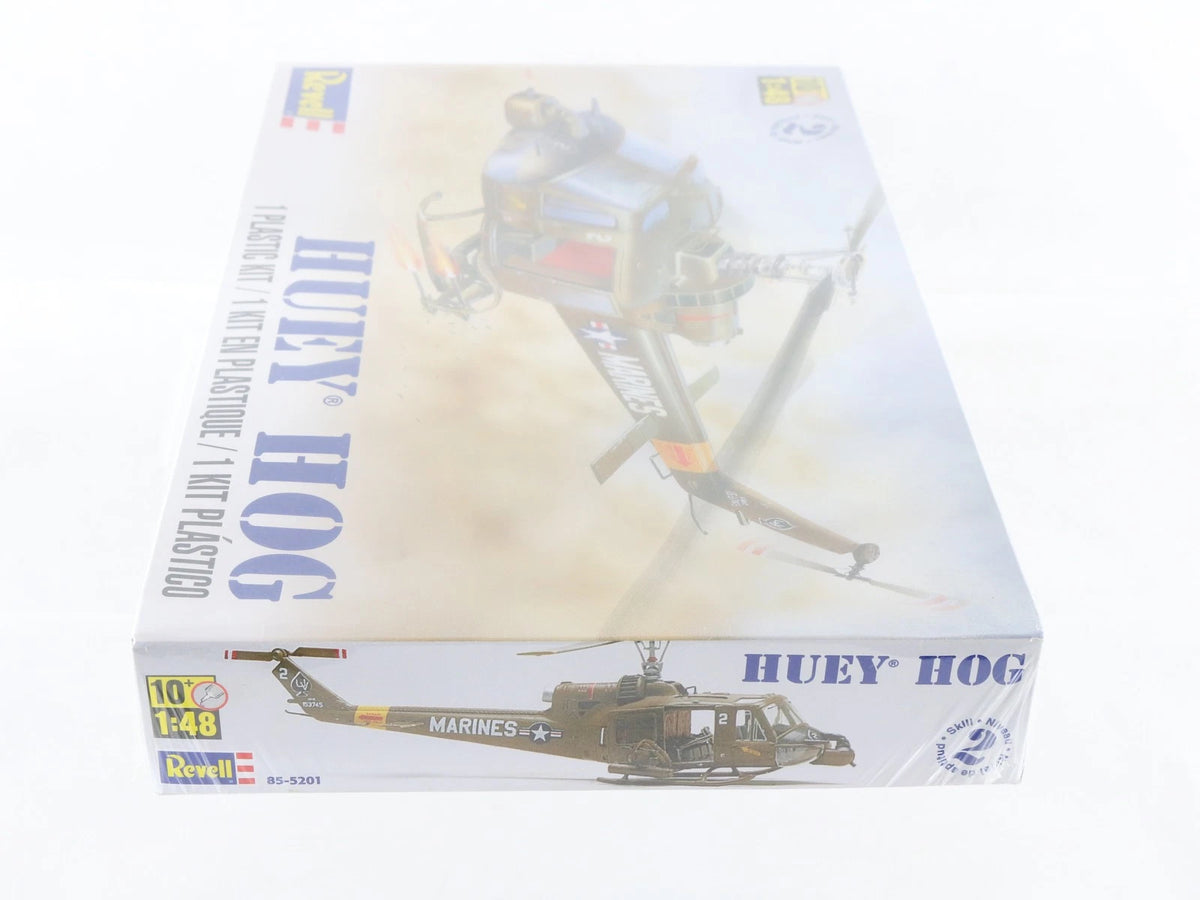UH-1 Iroquois Huey Hog Helicopter Bell Revell 1:48 85-5201 Sealed Military Kit