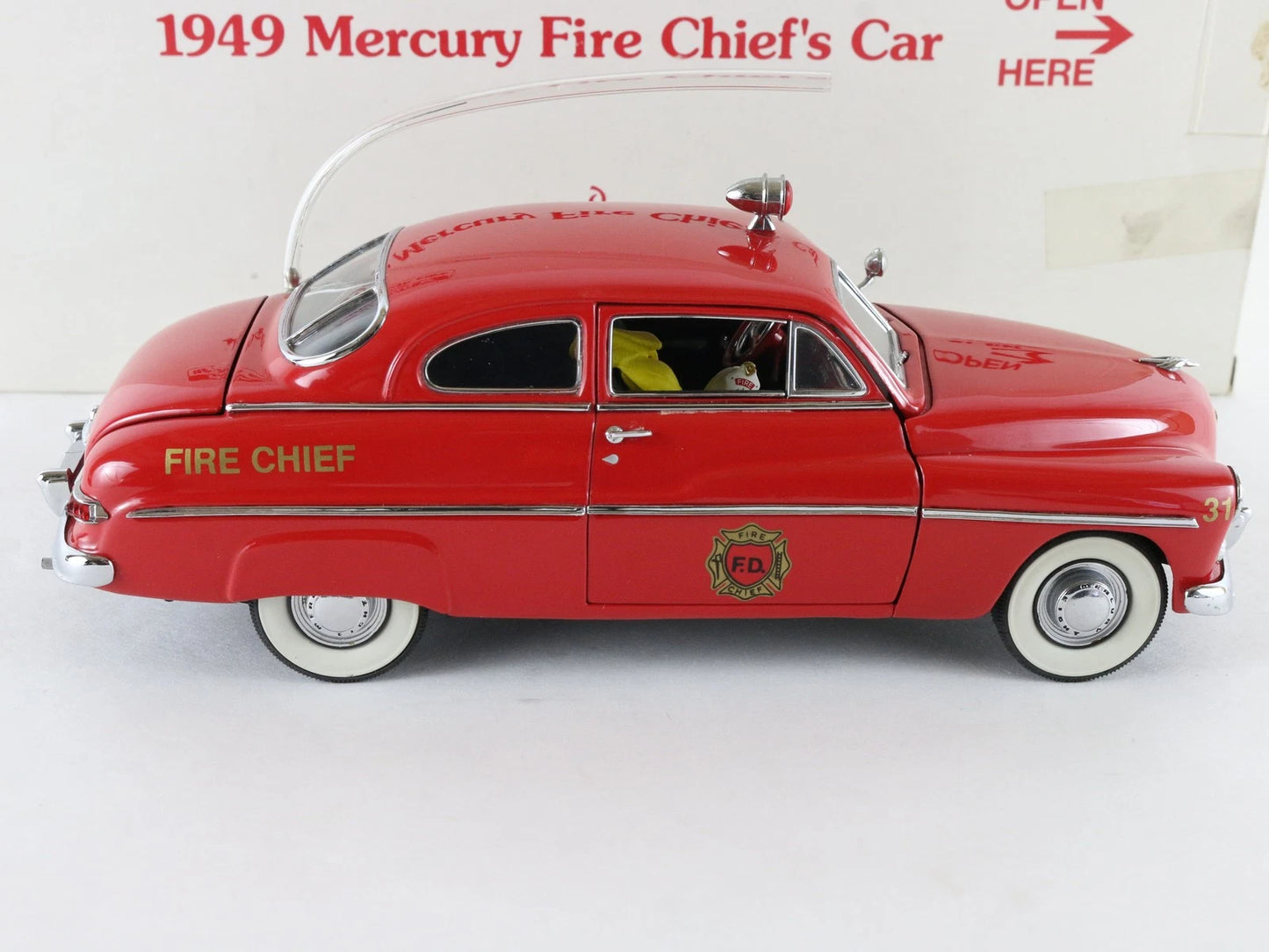 1949 Mercury Fire Chiefs Car Red Danbury Mint 1:24 Diecast Model