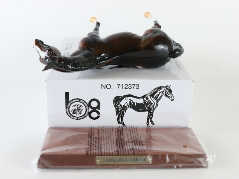 Breyer Thoroughbred Champion 2021 Vintage Club 750 LE 712373 w/ Box, Stand