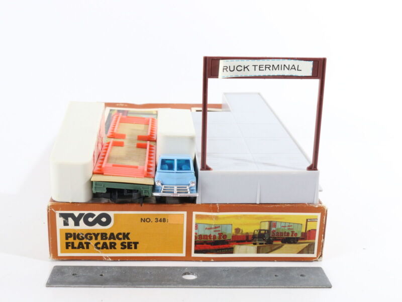 ATSF Santa Fe 90806 Piggyback Flat Car Set W/ Truck Terminal Tyco HO 1:87