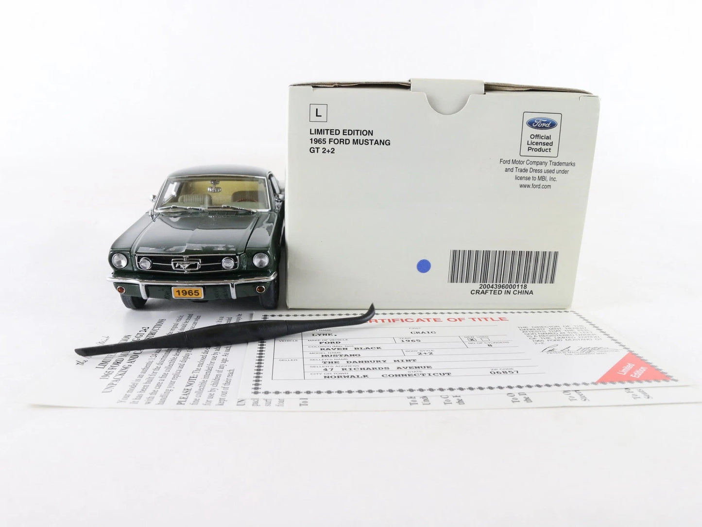 1965 Ford Mustang GT 2+2 Green Danbury Mint 1:24 Diecast Model 357/1965
