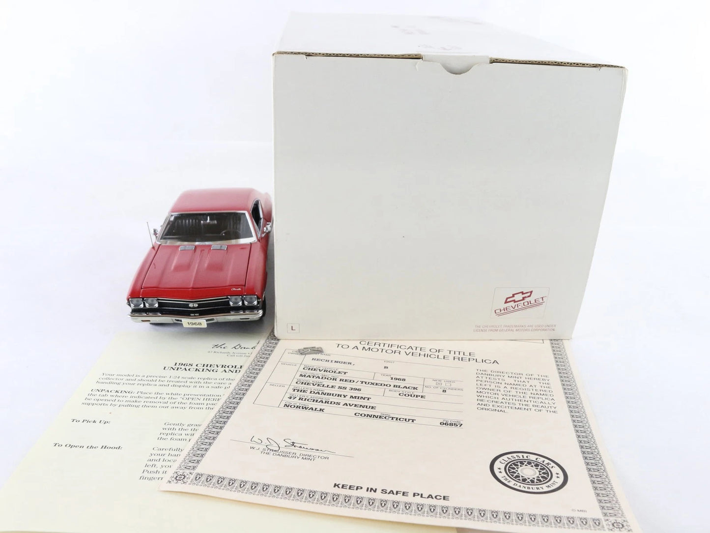 1968 Chevy Chevelle SS 396 Coupe Red Black Danbury Mint 1:24 Diecast Model