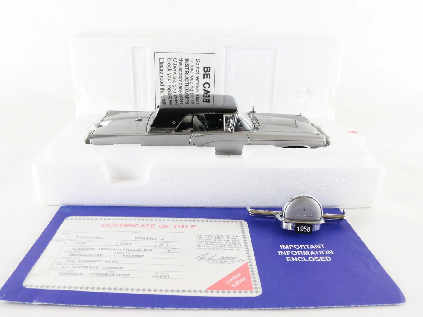 Danbury Mint 1:24 1958 Ford Thunderbird Coupe Platinum Raven Black Diecast 1656