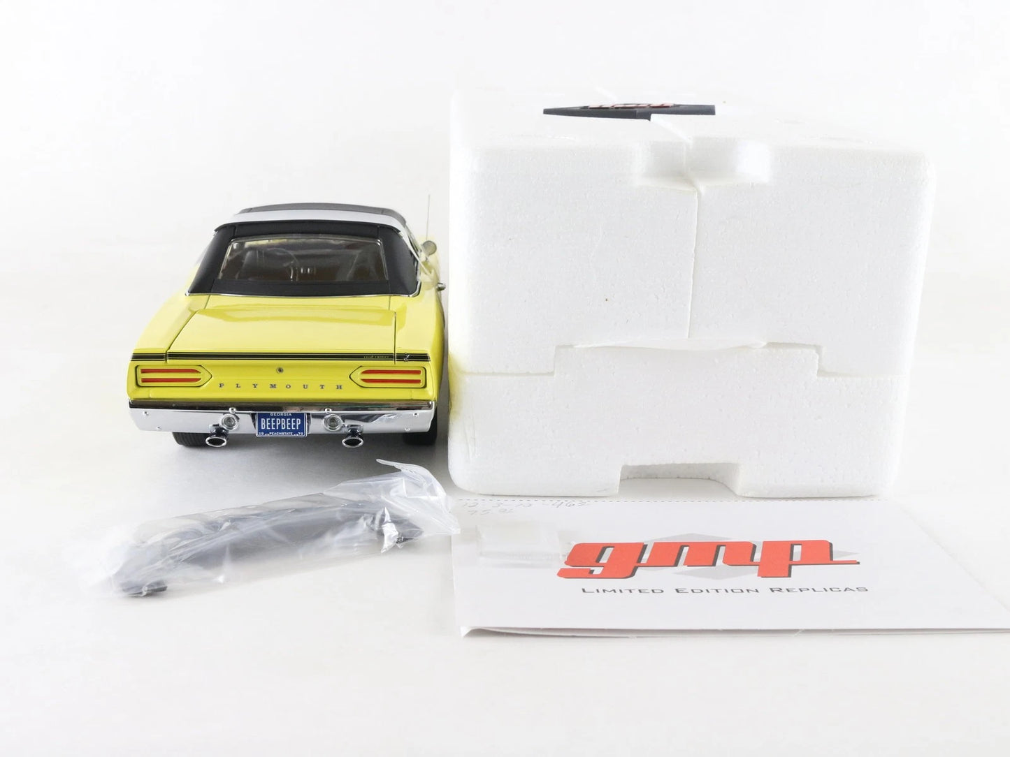 1970 Plymouth Road Runner Yellow Black GMP 1:18 Diecast Model 1 Of 2250 G1803104
