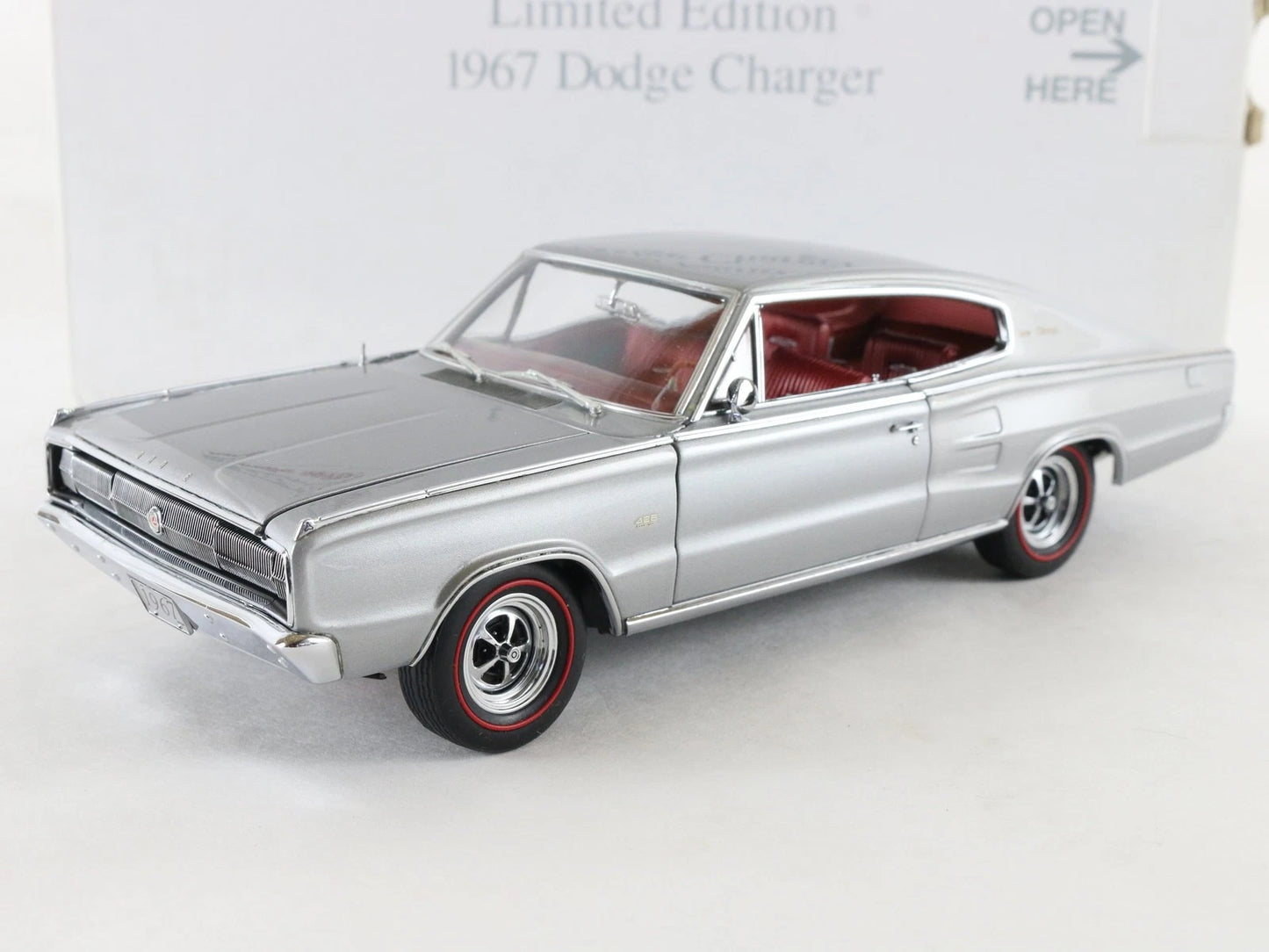 1967 Dodge Charger Limited Silver Danbury Mint 1:24 Diecast Model #1410/5000