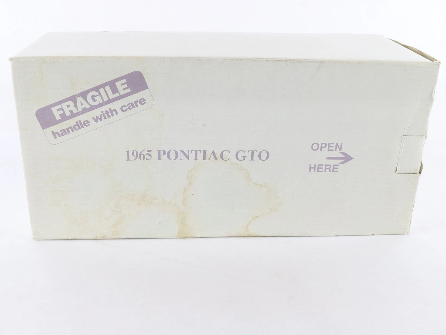1965 Pontiac GTO Iris Mist Purple Danbury Mint 1:24 Diecast Model