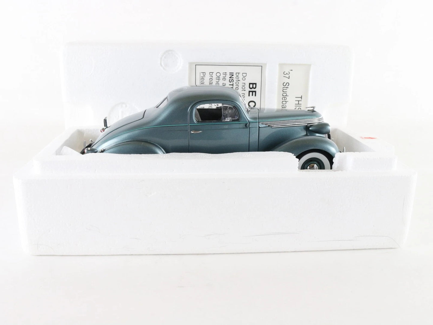 1937 Studebaker Dictator Coupe Blue Danbury Mint 1:24 Diecast Model #239/5000