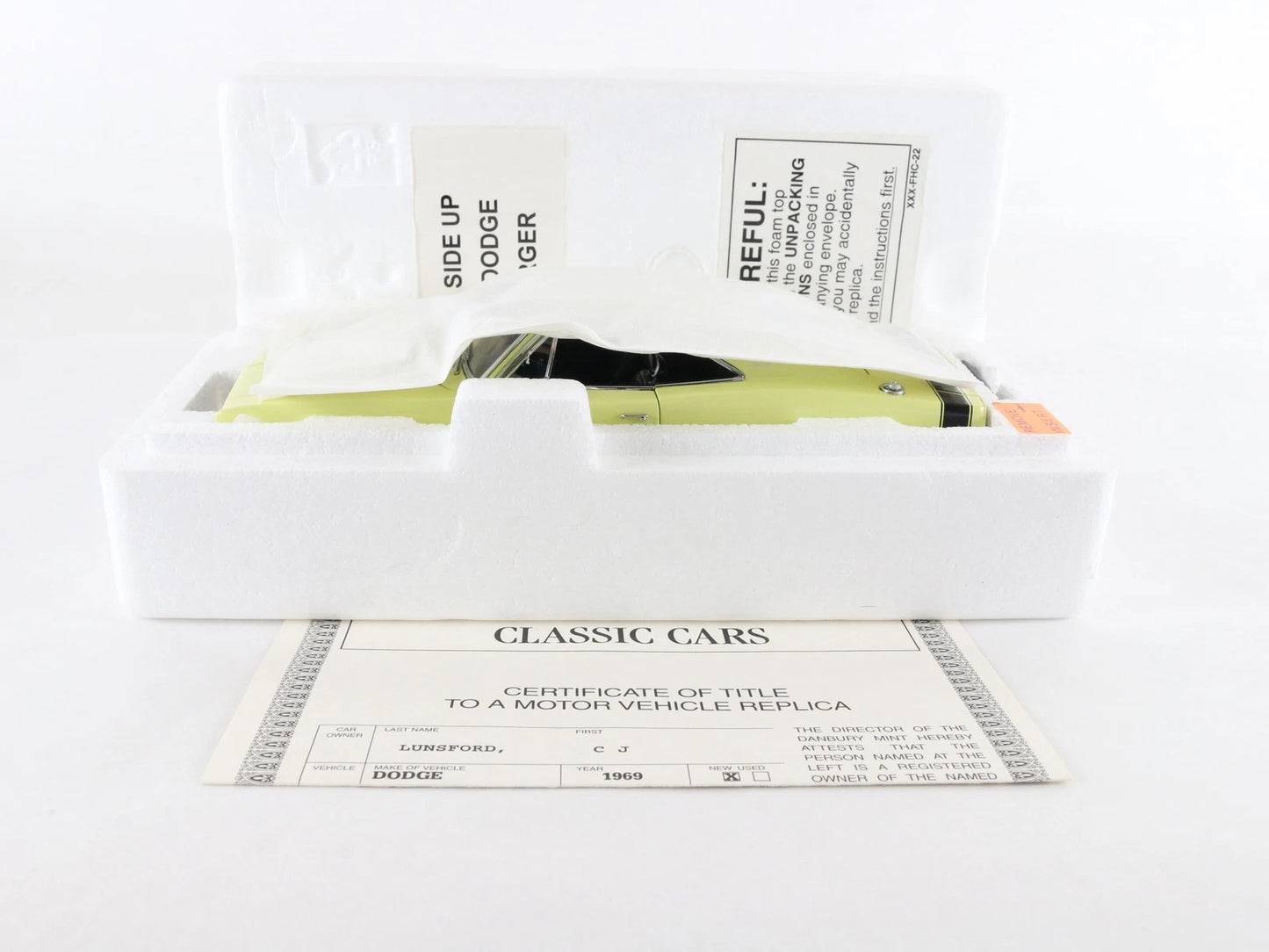 1969 Dodge Charger R/T Coupe Yellow Black Danbury Mint 1:24 Diecast Model