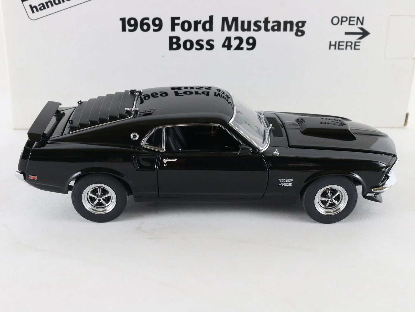 1969 Ford Mustang Boss 429 Black Danbury Mint 1:24 Diecast Model Car
