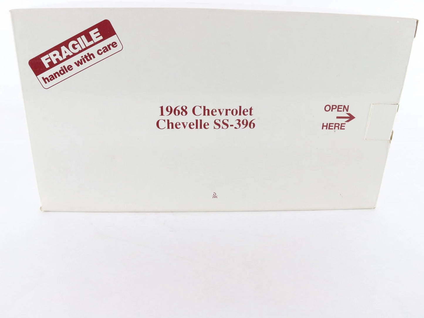 1968 Chevy Chevelle SS 396 Coupe Red Black Danbury Mint 1:24 Diecast Model