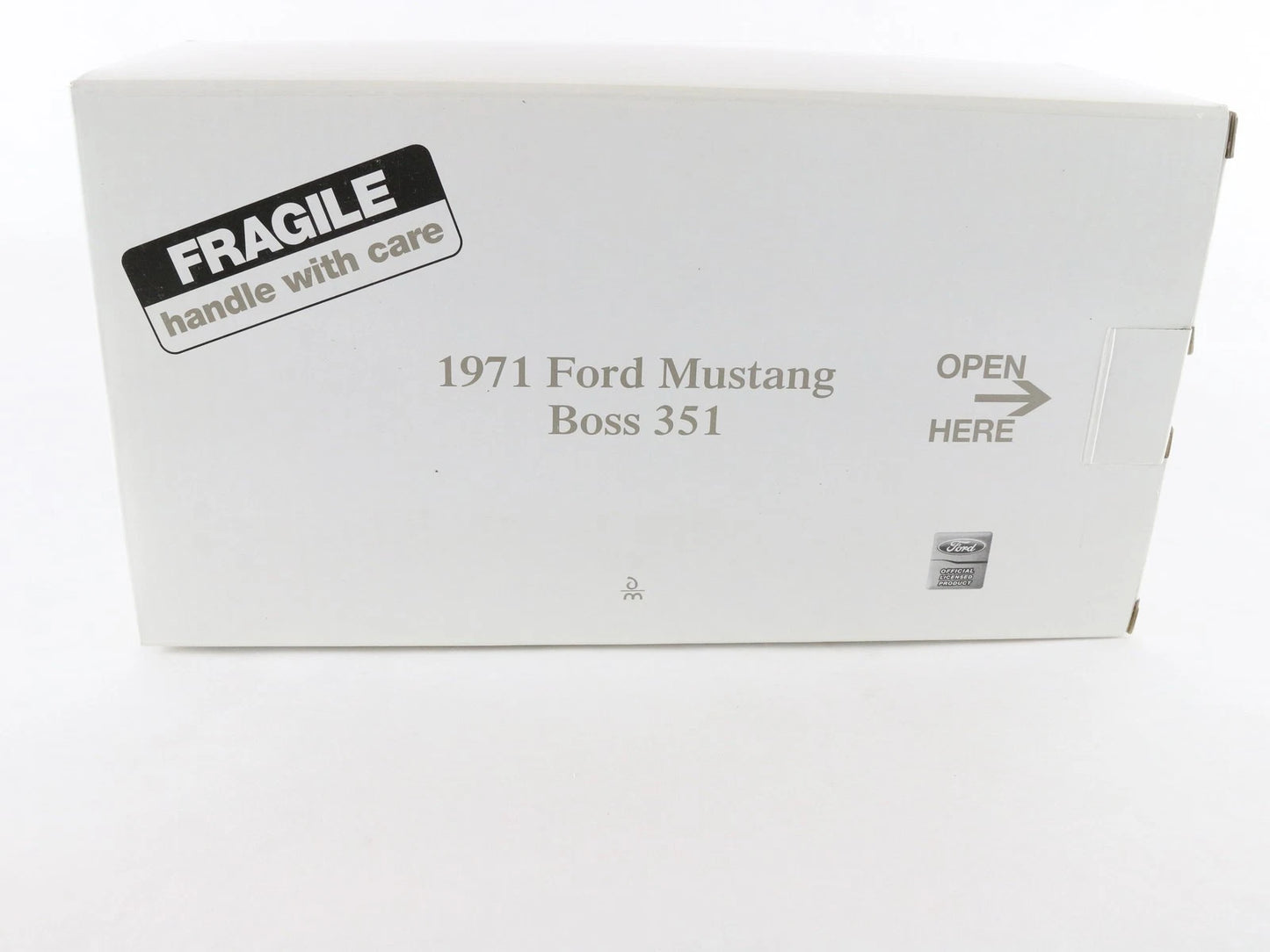 1971 Ford Mustang Boss 351 Fastback Gray Black Danbury Mint 1:24 Diecast Model