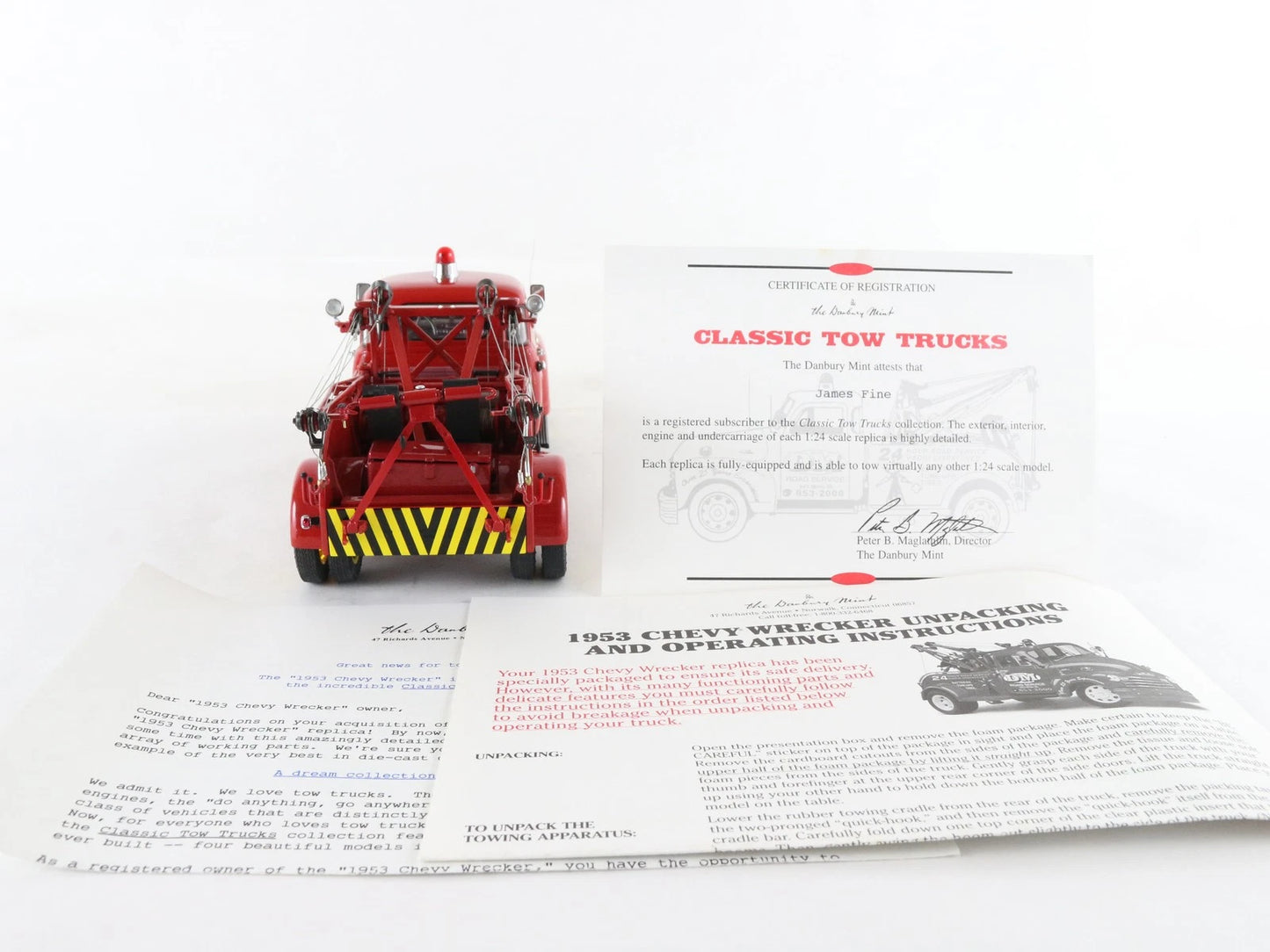 1953 Chevy Wrecker DM Road Service Tow Truck Red Danbury Mint 1:24 Diecast Model