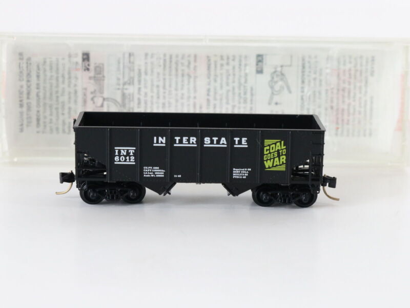 Interstate Int 6012 33' Twin Bay Hopper Rib Side Micro Trains N 56280