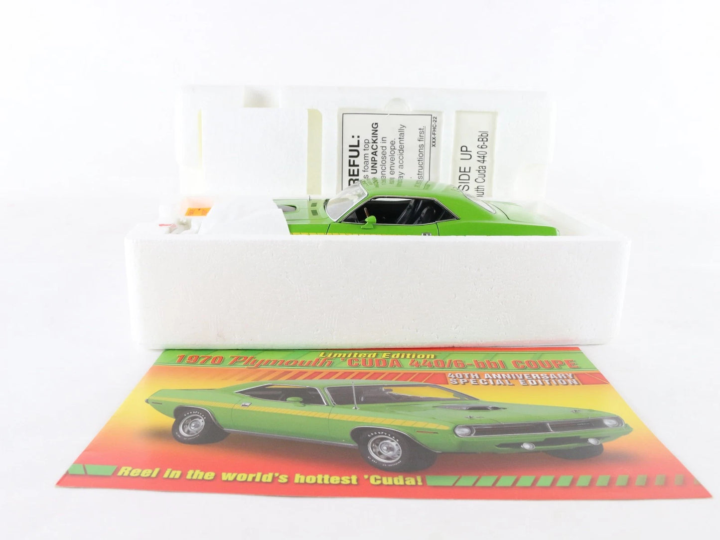 1970 Plymouth Barracuda Cuda 440/6-BBL Coupe Green 40th Danbury 1:24 594/5000