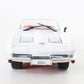 1988 Chevrolet Corvette Stingray White & Red Revell 1:24 Model Car