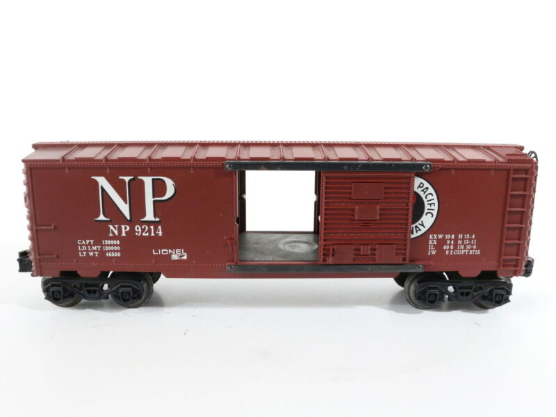 Northern Pacific NP 9214 Single Door Brown Boxcar Lionel O