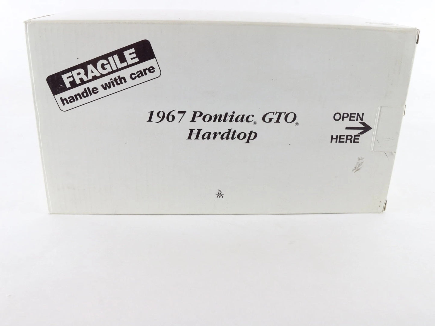 1967 Pontiac GTO Hardtop Purple Danbury Mint 1:24 Diecast Model Car